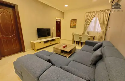 Apartment - 3 Bedrooms - 3 Bathrooms for rent in Muntazah 7 - Al Muntazah - Doha