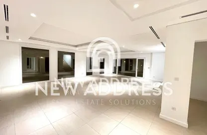 Villa - 4 Bedrooms - 3 Bathrooms for rent in West Bay Tower - West Bay - West Bay - Doha