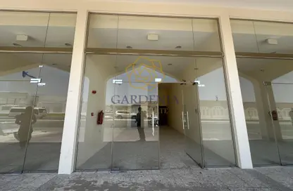 Shop - Studio - 1 Bathroom for rent in Al Markhiya Street - Al Markhiya - Doha