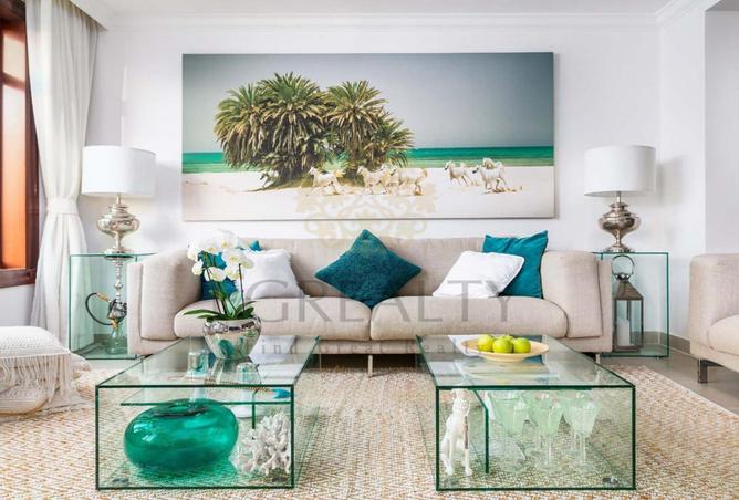 948739 - Property Image 2