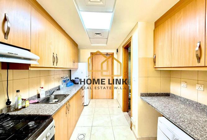 988004 - Property Image 2