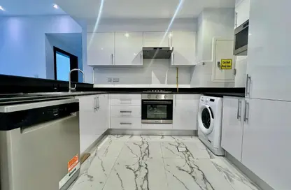 Apartment - 2 Bedrooms - 3 Bathrooms for rent in Fox Hills A13 - Fox Hills - Lusail