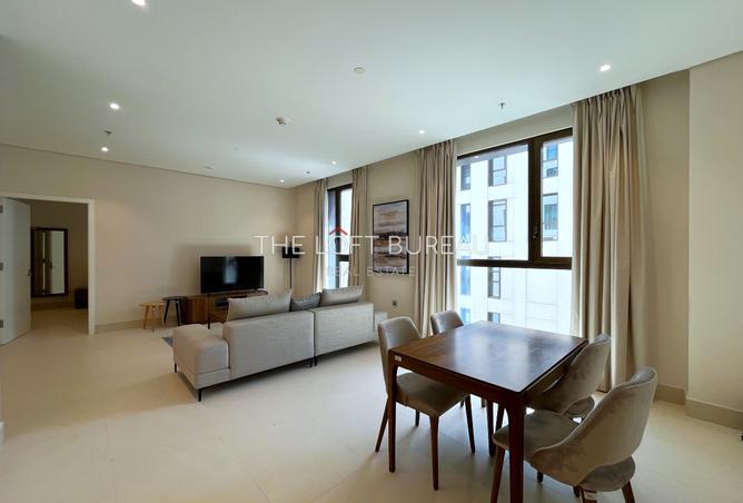 887471 - Property Image 2